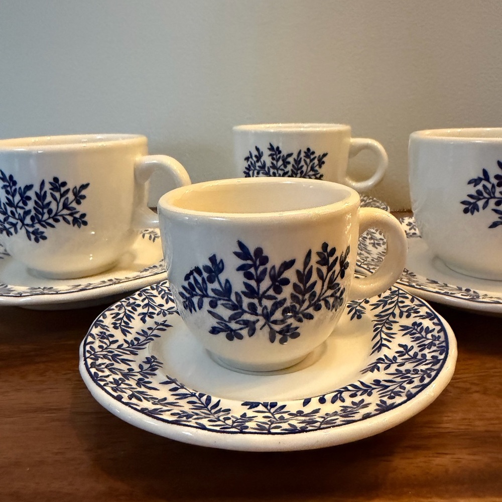 Ceramica Quadrifoglio ~ (4) Cups & (4) Saucers ~  Made in Italy